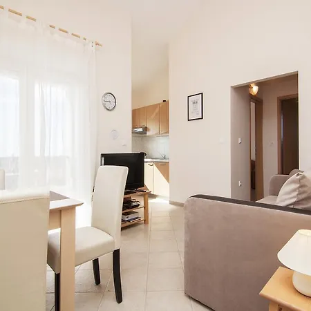 Apartment Mare Visum